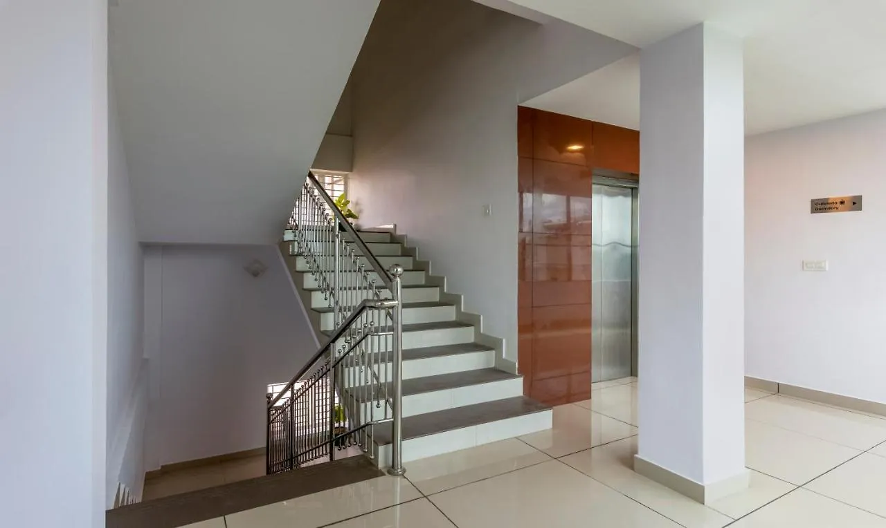 Treebo Trend Airport Avenue Plaza Cochin Airport Hotel Kochi