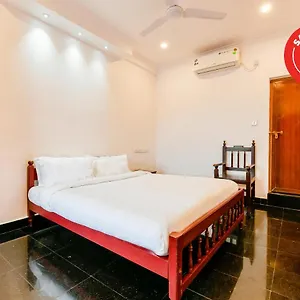 *** Hotel Spot On 39480 Vattekad Tourist India