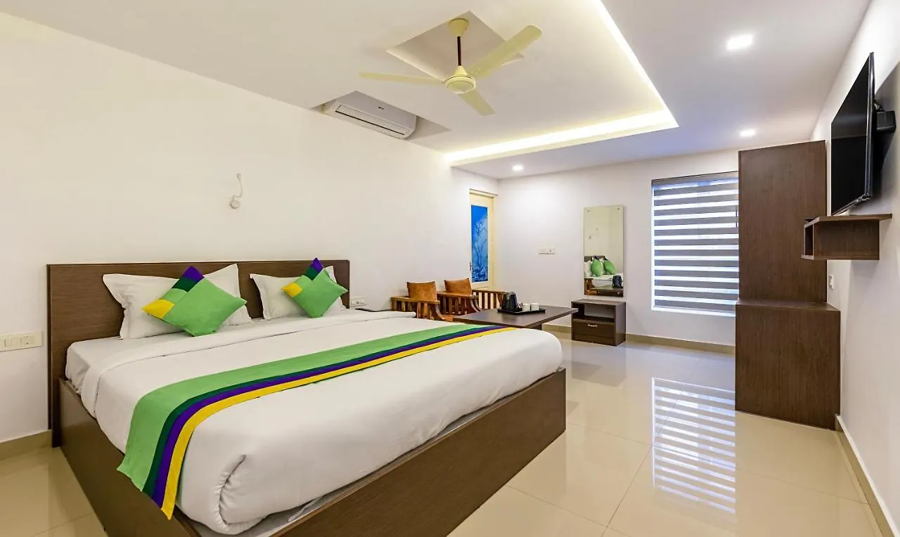 Treebo Trend Airport Avenue Plaza Cochin Airport Hotel Kochi